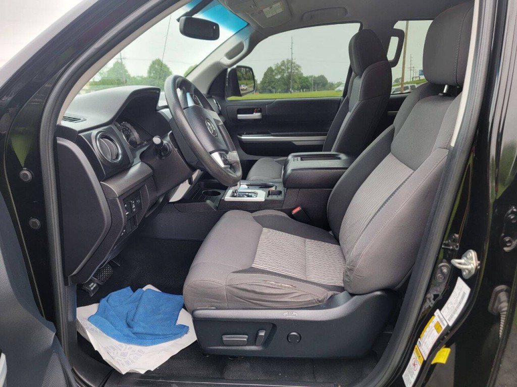 2016 Toyota Tundra Image 14