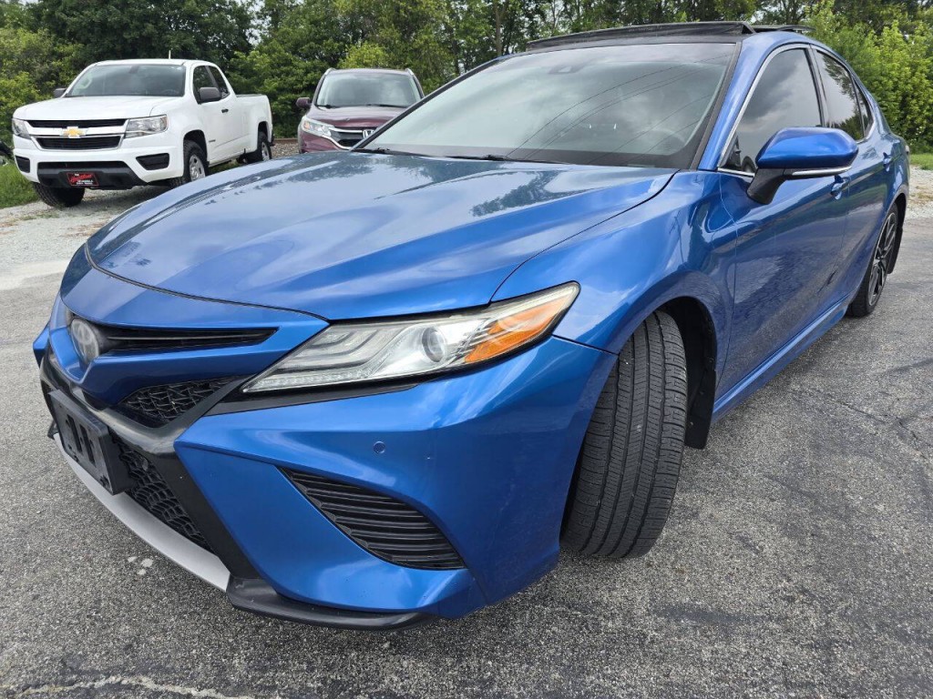 2018 Toyota Camry Image 11