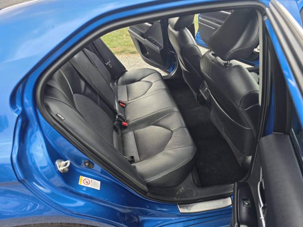 2018 Toyota Camry Image 15
