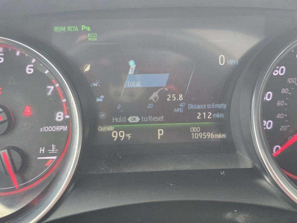 2018 Toyota Camry Image 23