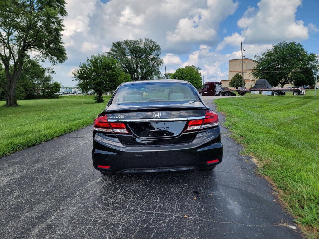 2015 Honda Civic Image 9
