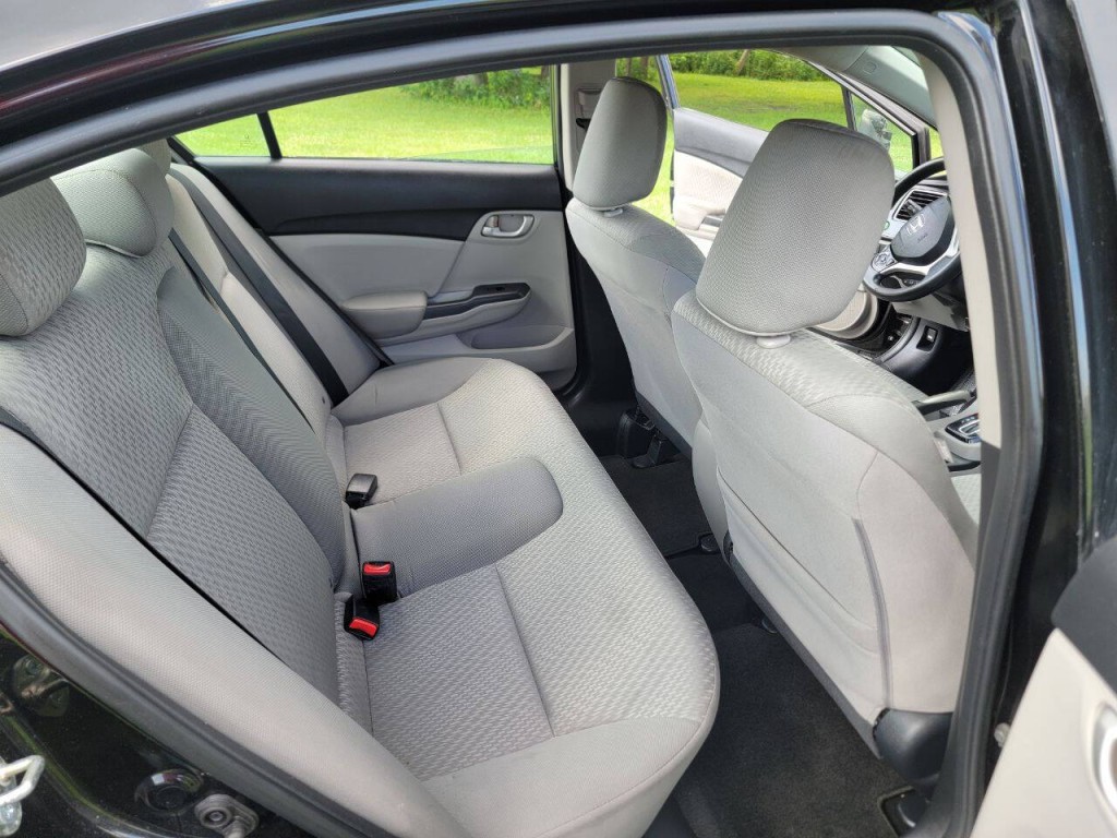 2015 Honda Civic Image 15