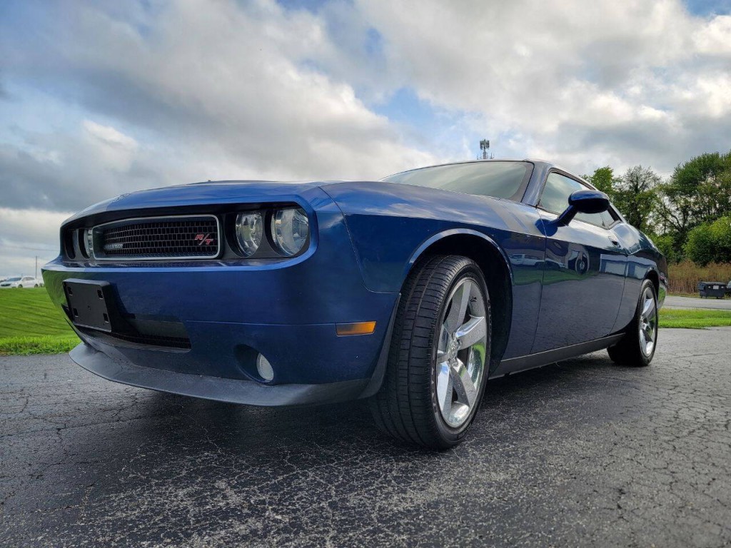 2009 Dodge Challenger Image 3