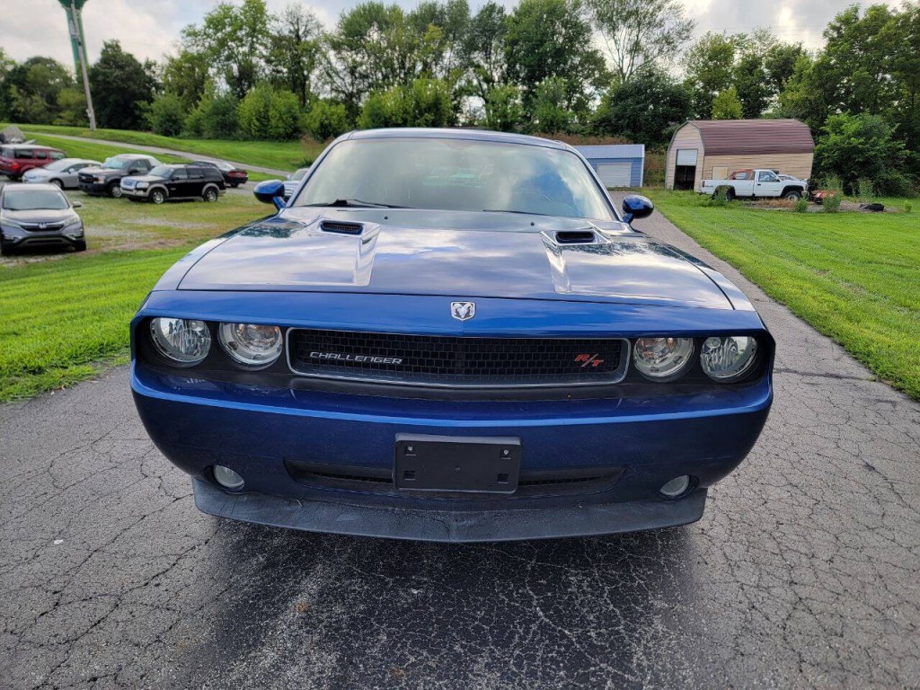 2009 Dodge Challenger Image 4