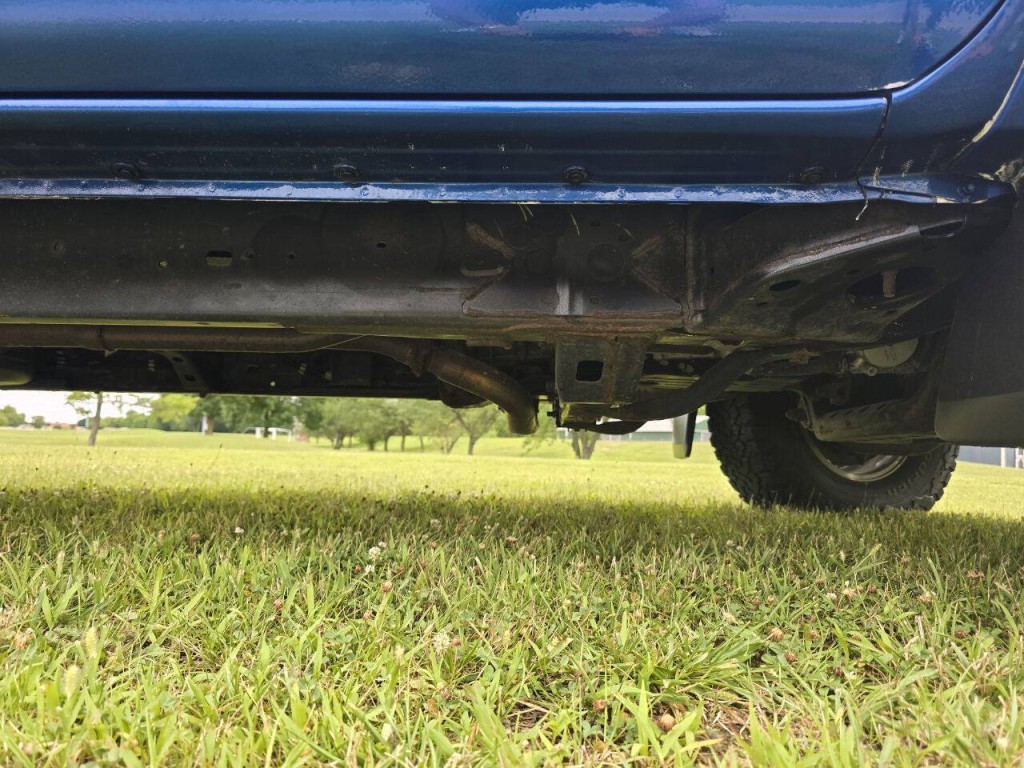2017 Toyota Tacoma Image 14