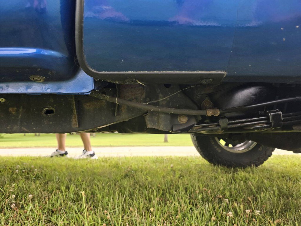 2017 Toyota Tacoma Image 17