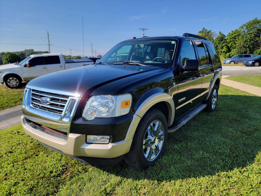 2008 Ford Explorer Image 2
