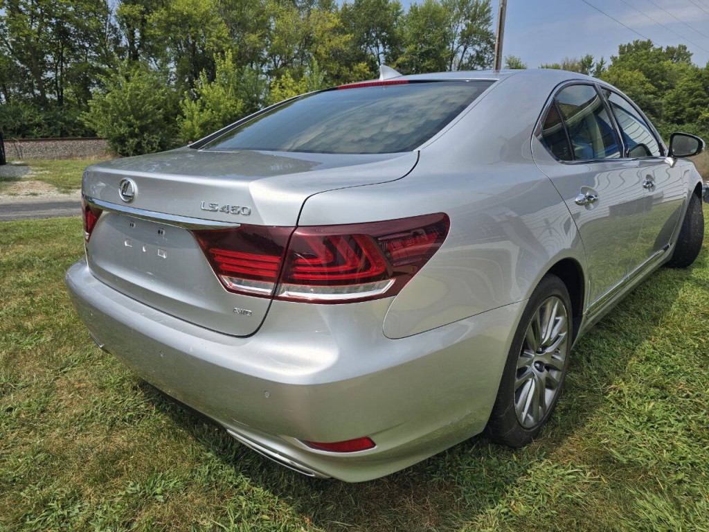 2014 Lexus LS 460 Image 6