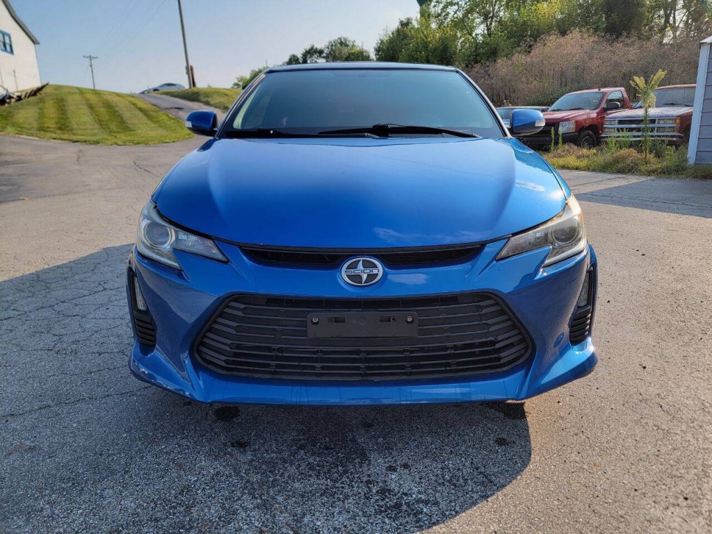 2015 Scion tC Image 4