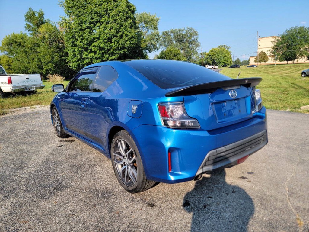 2015 Scion tC Image 10