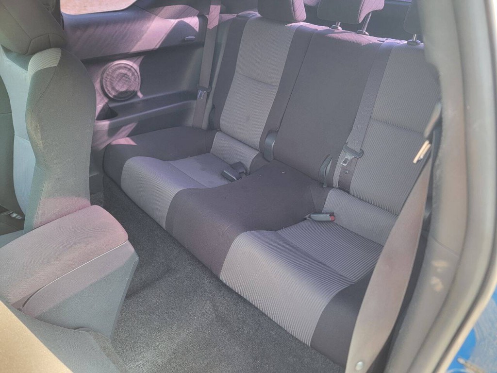 2015 Scion tC Image 12
