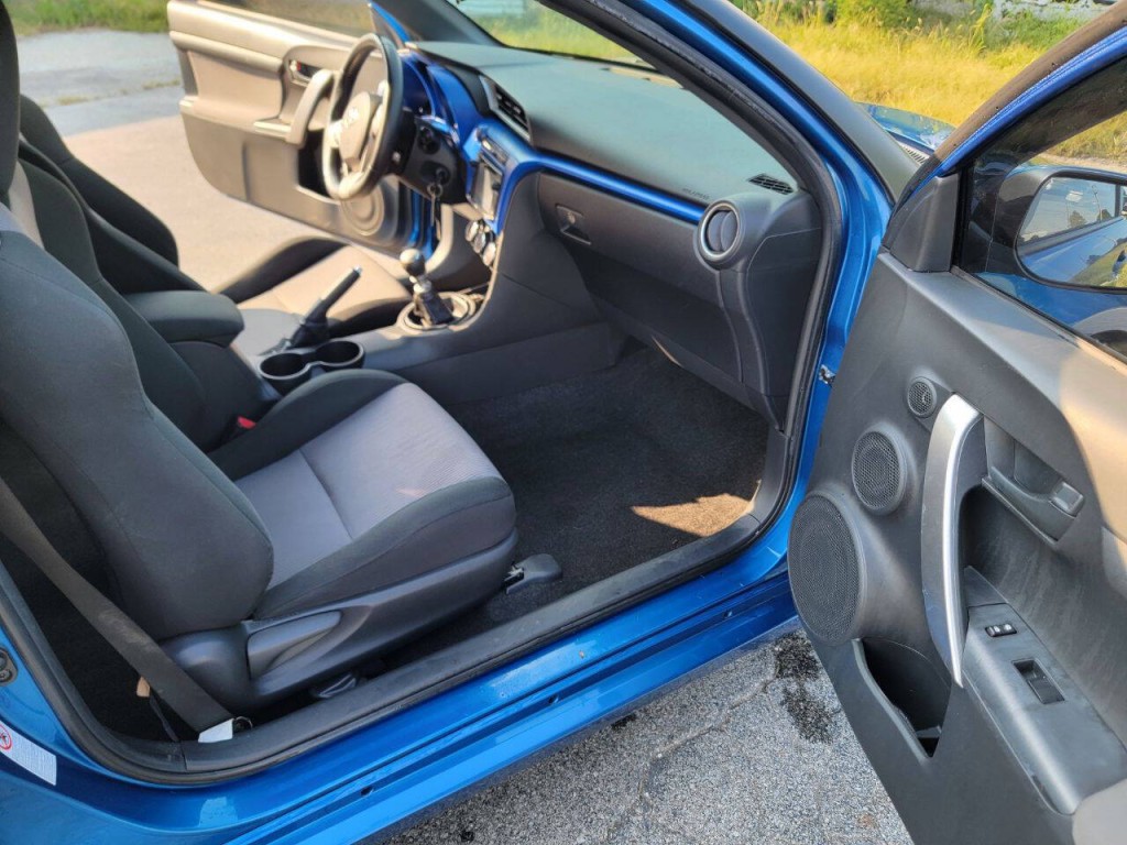 2015 Scion tC Image 14