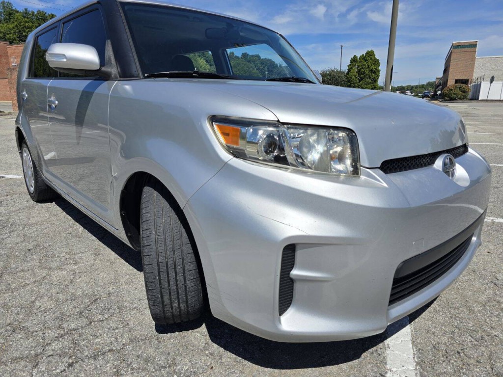 2011 Scion xB Image 1
