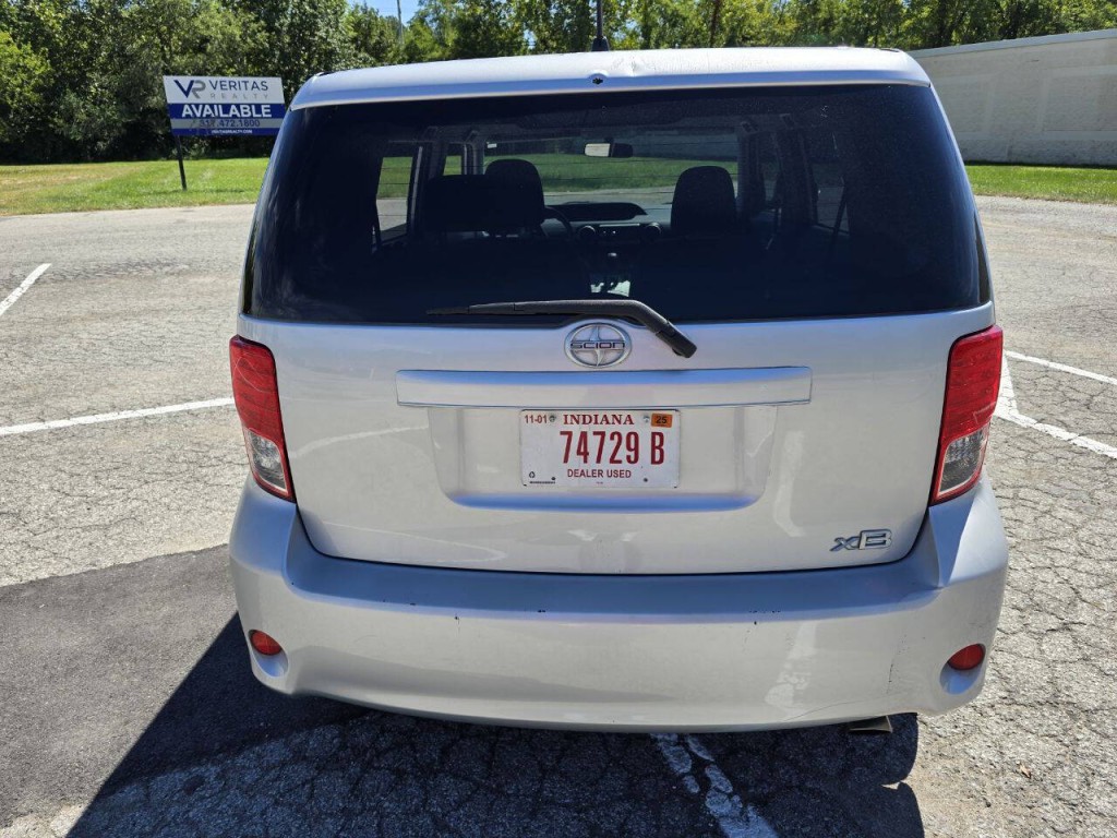 2011 Scion xB Image 6