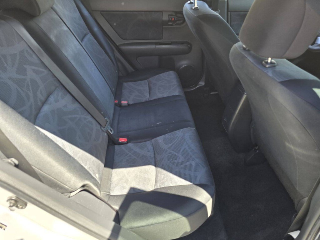 2011 Scion xB Image 14