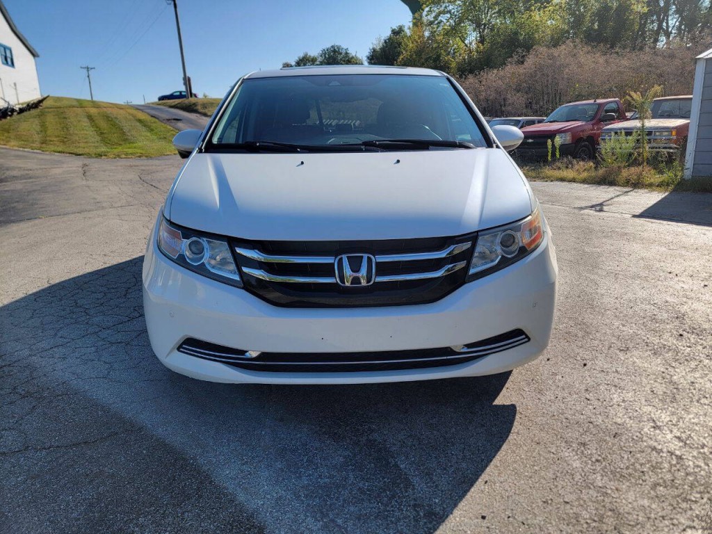 2014 Honda Odyssey Image 3