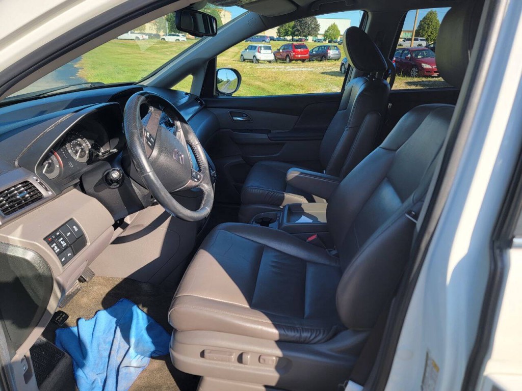 2014 Honda Odyssey Image 11