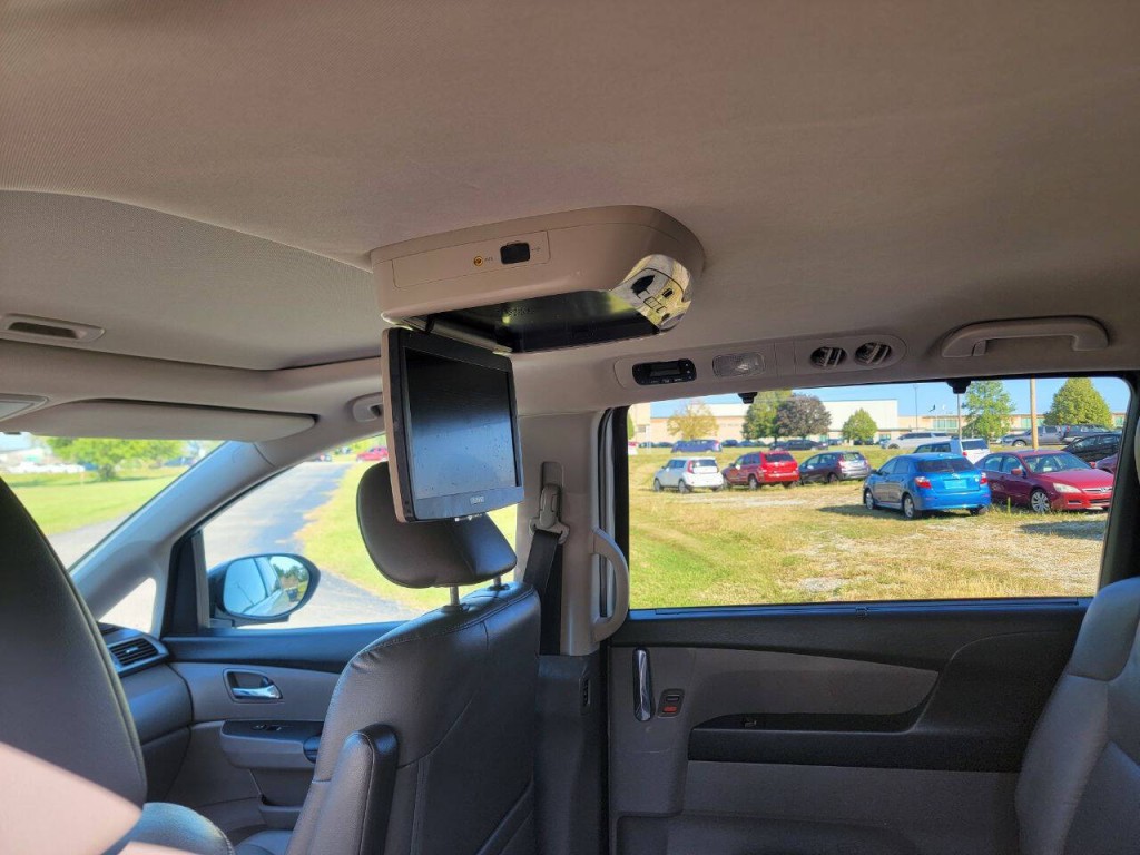 2014 Honda Odyssey Image 15