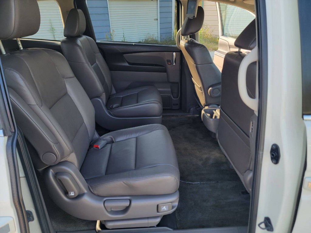 2014 Honda Odyssey Image 19