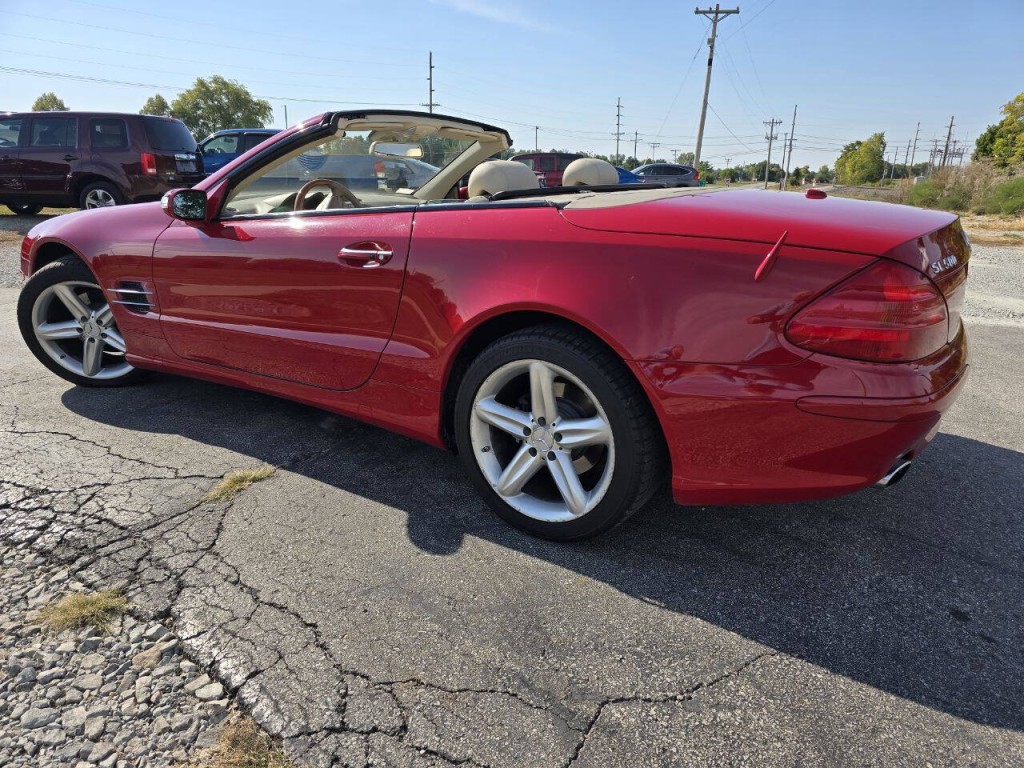 2006 Mercedes-Benz SL-Class Image 8