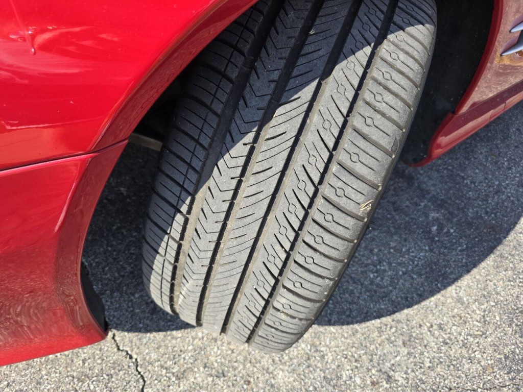 2006 Mercedes-Benz SL-Class Image 13