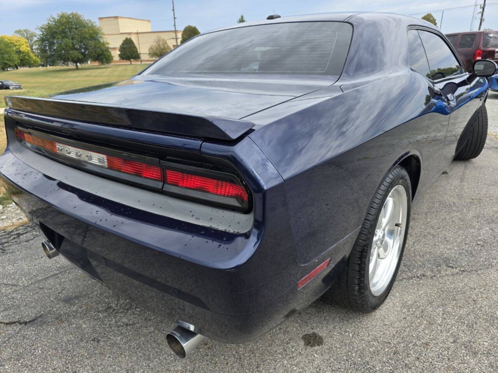 2013 Dodge Challenger Image 5