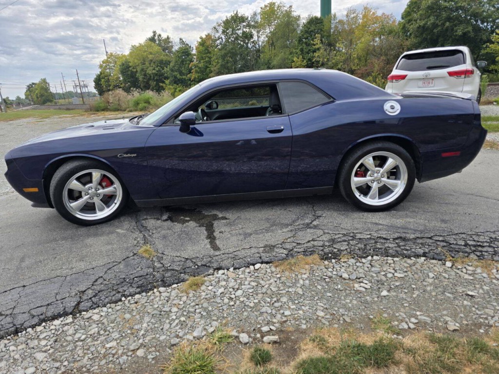 2013 Dodge Challenger Image 9