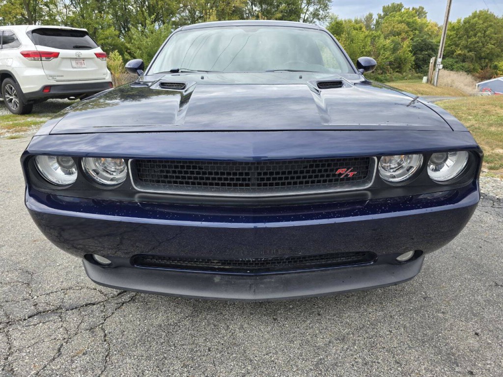 2013 Dodge Challenger Image 12