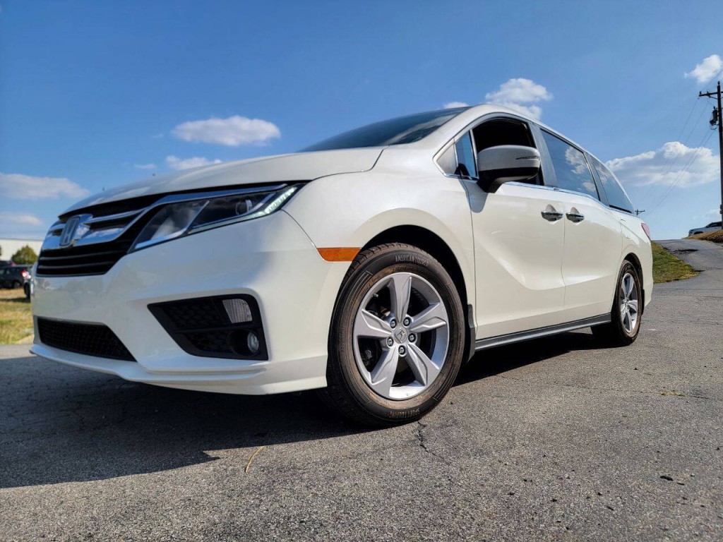 2019 Honda Odyssey Image 3