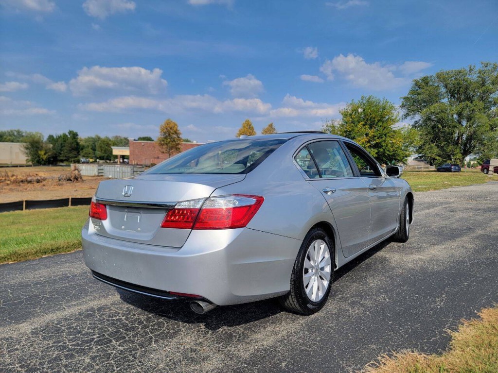 2013 Honda Accord Image 7