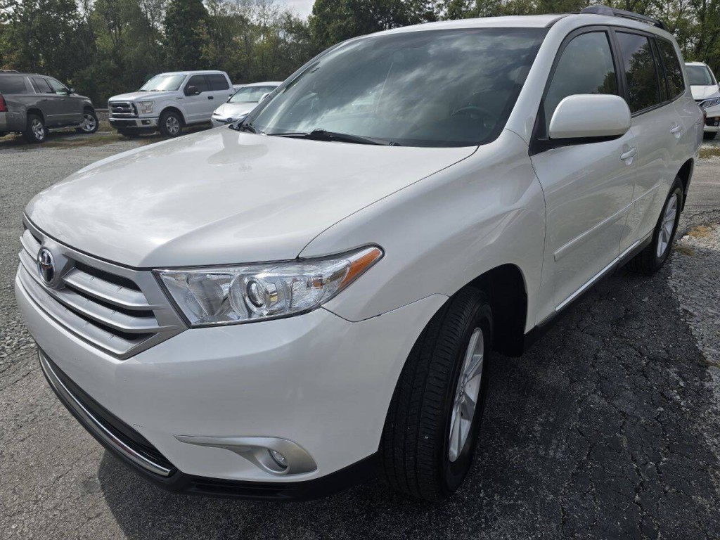 2013 Toyota Highlander Image 11