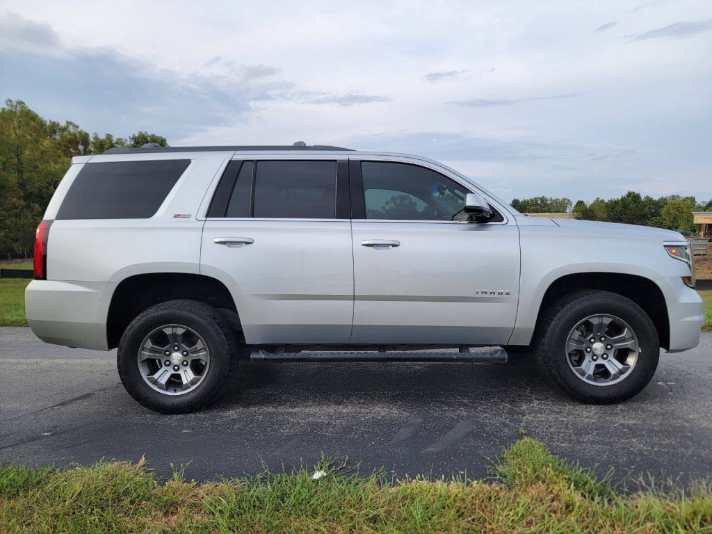 2017 Chevrolet Tahoe Image 6