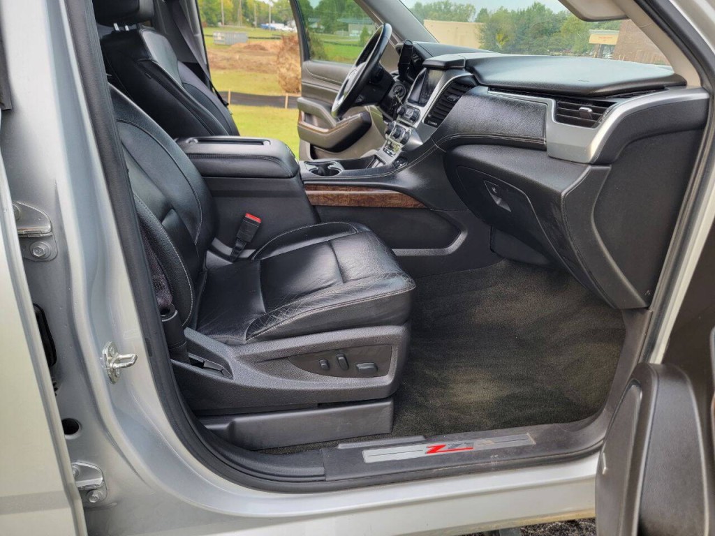 2017 Chevrolet Tahoe Image 18