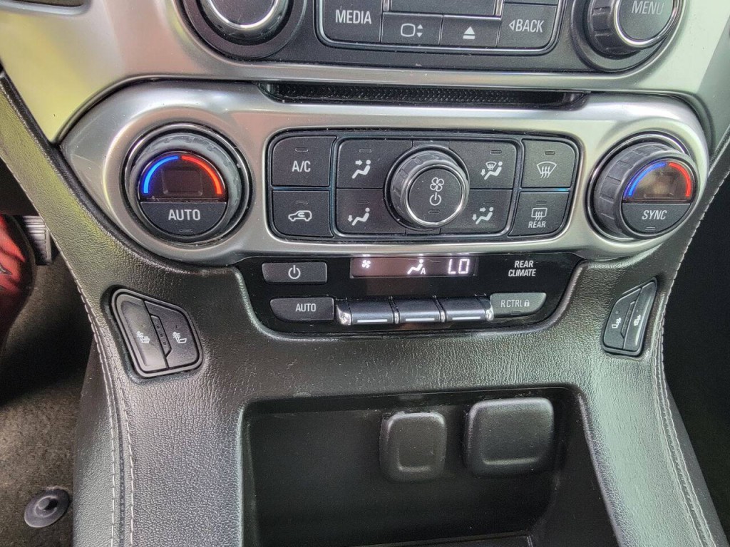 2017 Chevrolet Tahoe Image 21