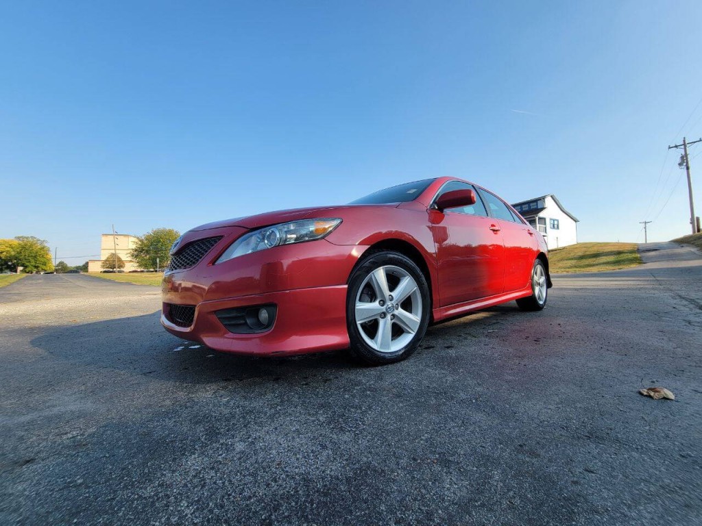 2010 Toyota Camry Image 3