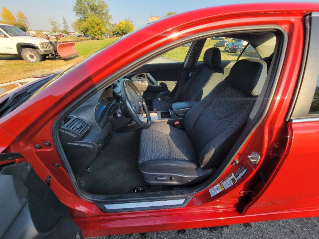 2010 Toyota Camry Image 11