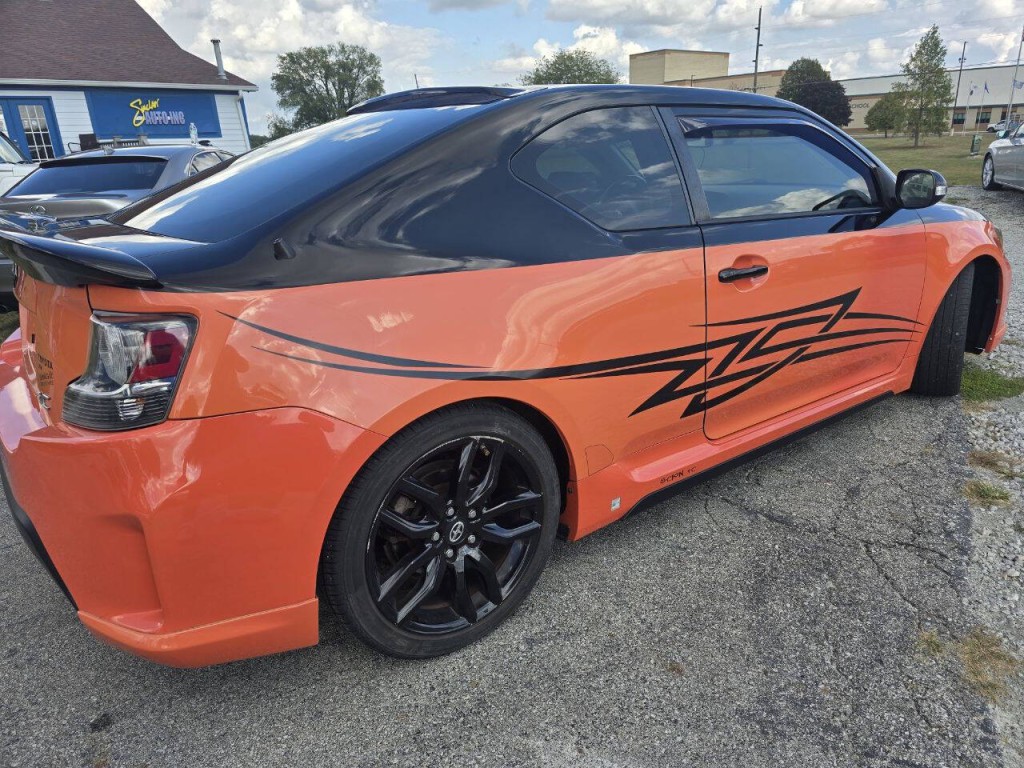 2015 Scion tC Image 4