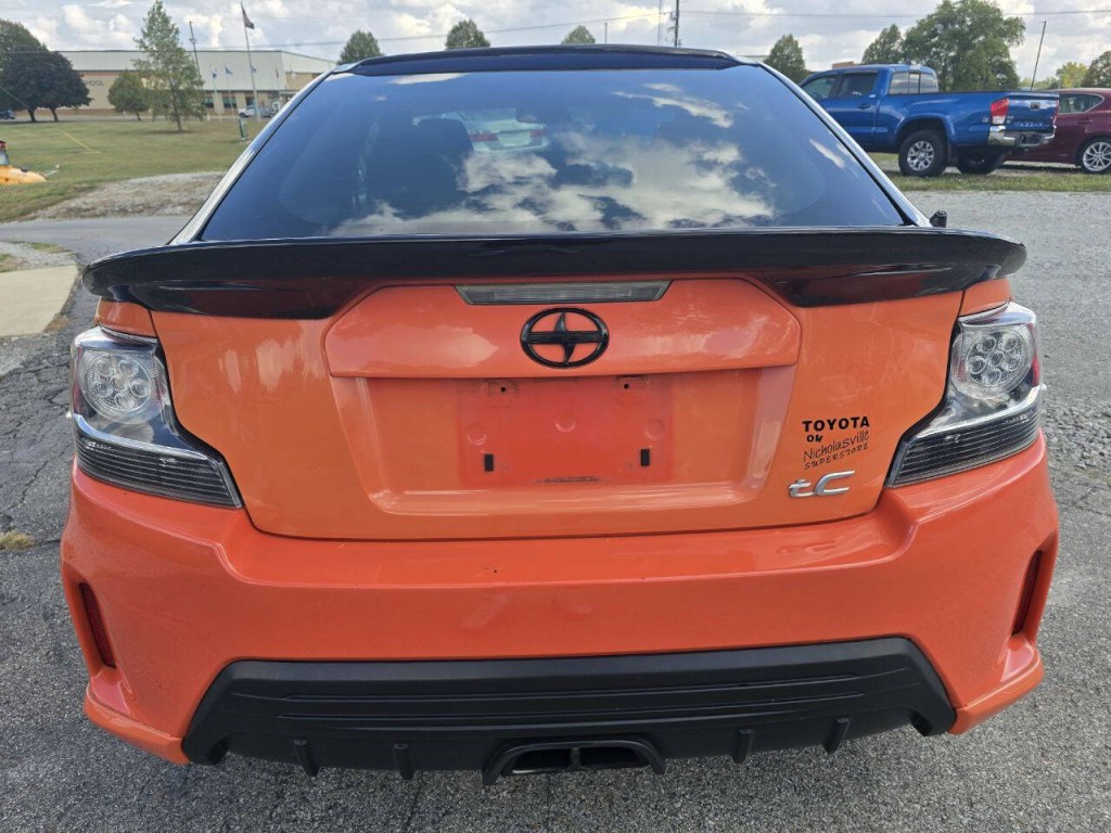 2015 Scion tC Image 6