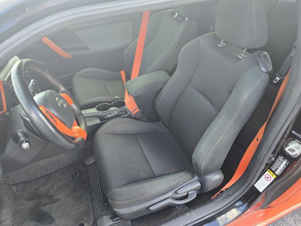 2015 Scion tC Image 19