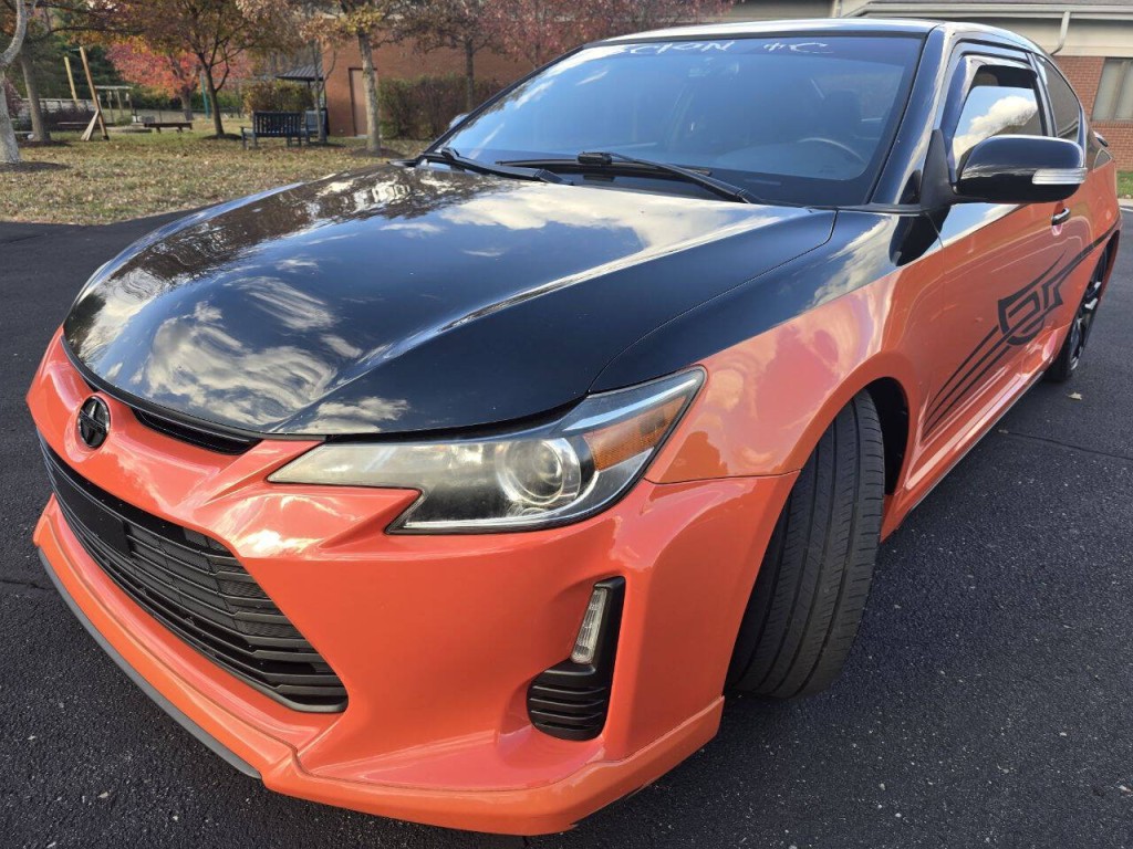 2015 Scion tC Image 11
