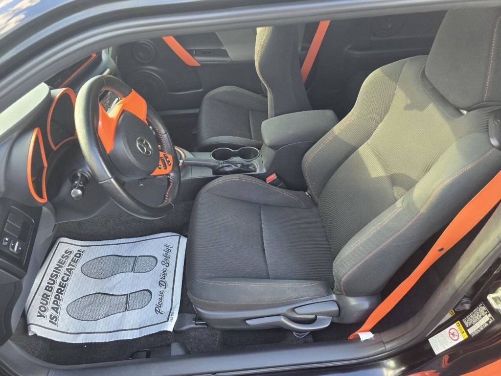 2015 Scion tC Image 19