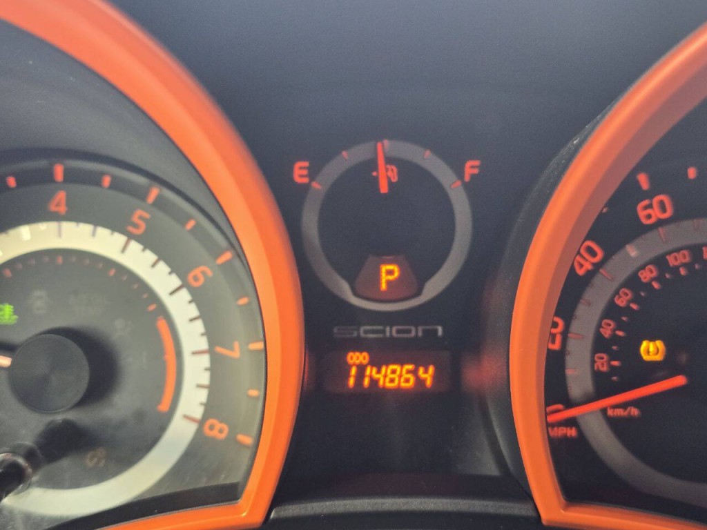 2015 Scion tC Image 13