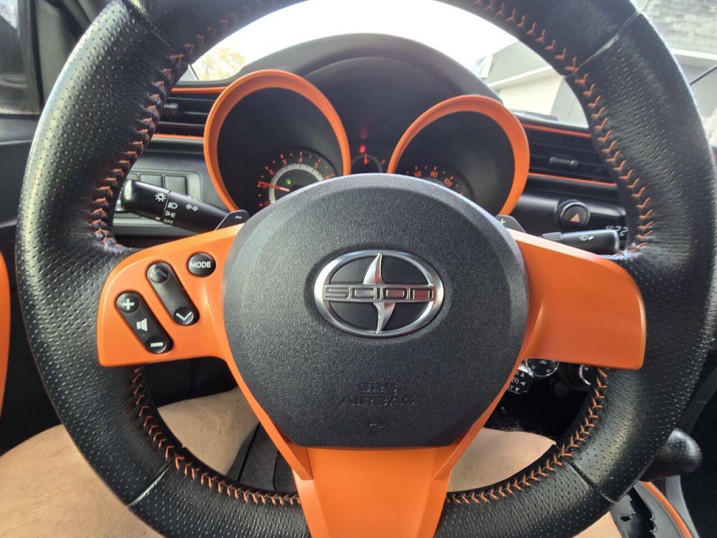 2015 Scion tC Image 14