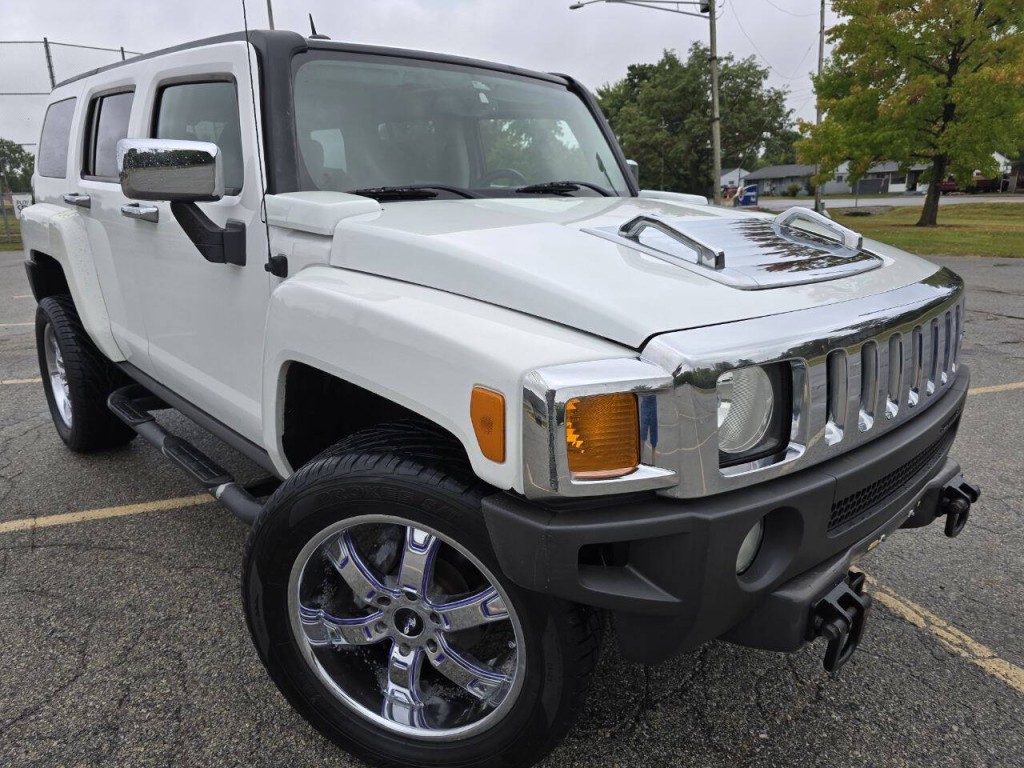 2007 HUMMER H3 Image 2