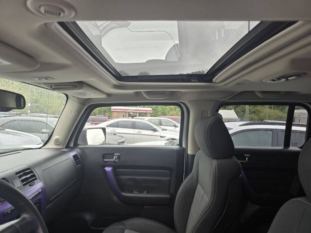 2007 HUMMER H3 Image 30