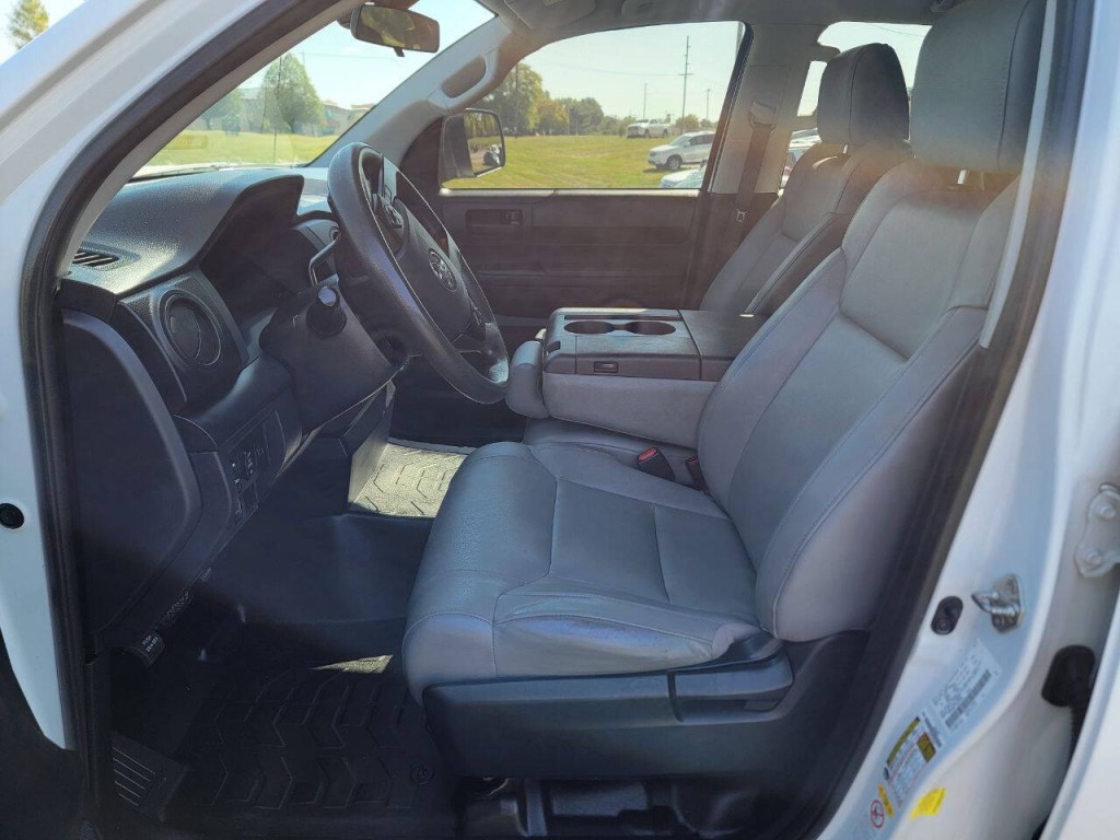 2018 Toyota Tundra Image 12