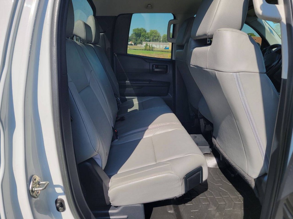 2018 Toyota Tundra Image 17