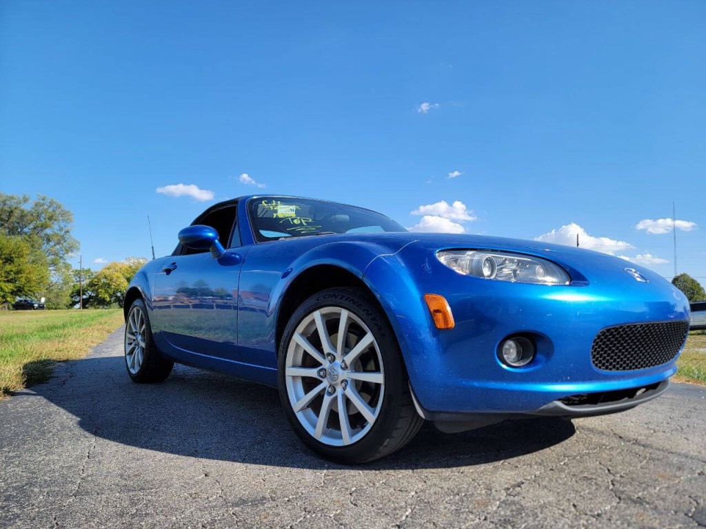 2006 Mazda MX-5 Miata Image 1