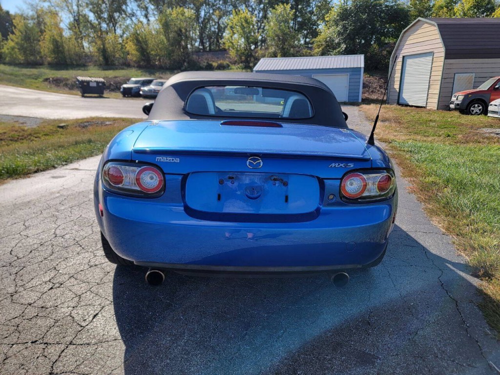 2006 Mazda MX-5 Miata Image 8