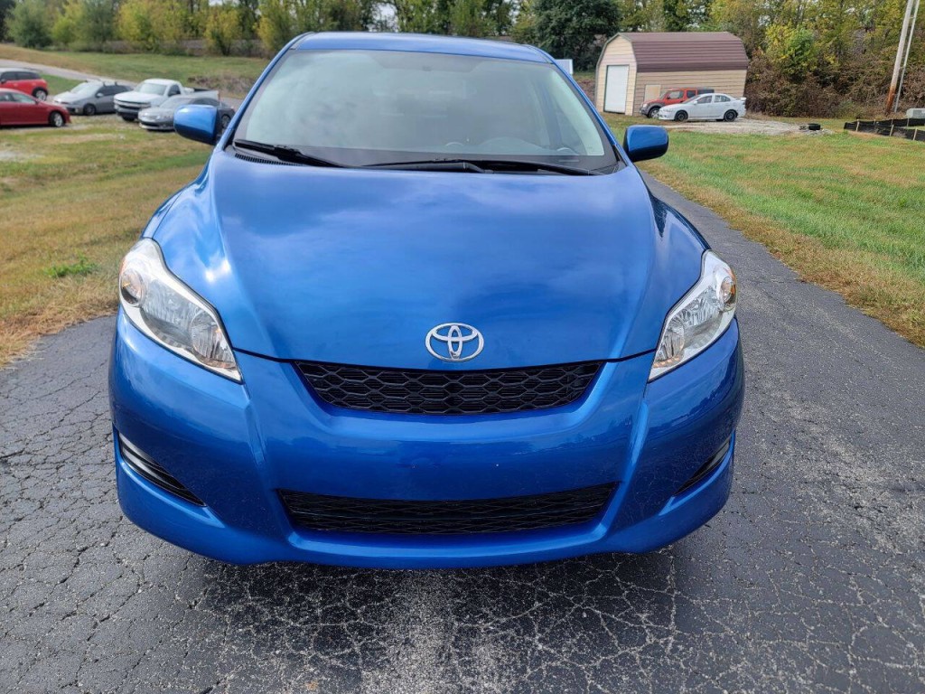 2010 Toyota Matrix Image 3
